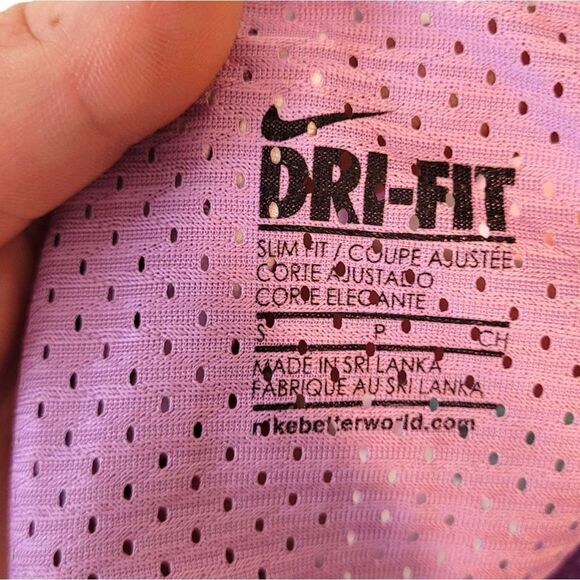 Nike Dri-Fit Women's Light Purple Polka Dot Tank Top Size S - Picture 3 of 6
